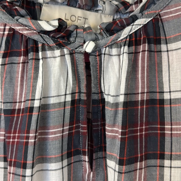 Loft Plaid Ruffle Button-Collar & Ruffle Shoulder Lightweight Blouse - Picture 2 of 4